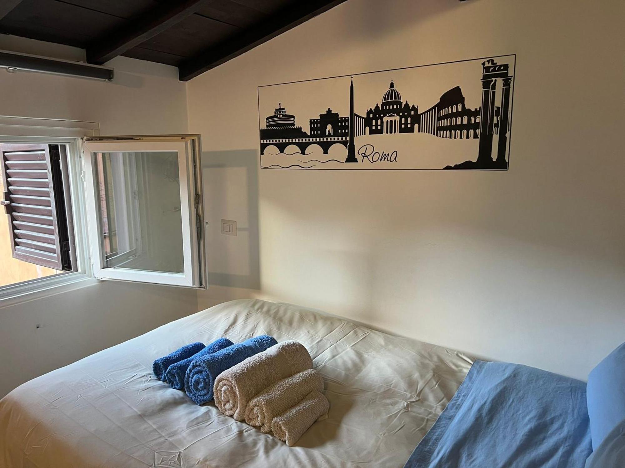 Monolocale Trastevere Locato Per Finalita Turistiche Rome Exterior photo