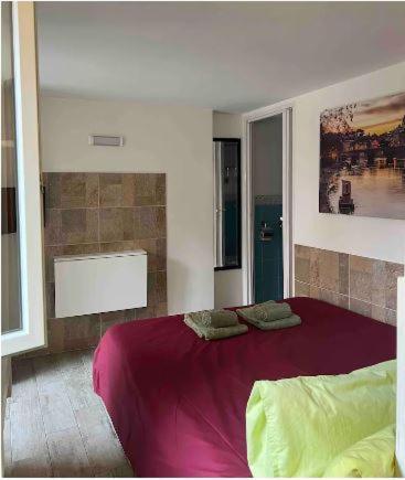 Monolocale Trastevere Locato Per Finalita Turistiche Rome Exterior photo